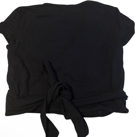 Shore Modal Wrap Top NWT - Picture 3 of 4